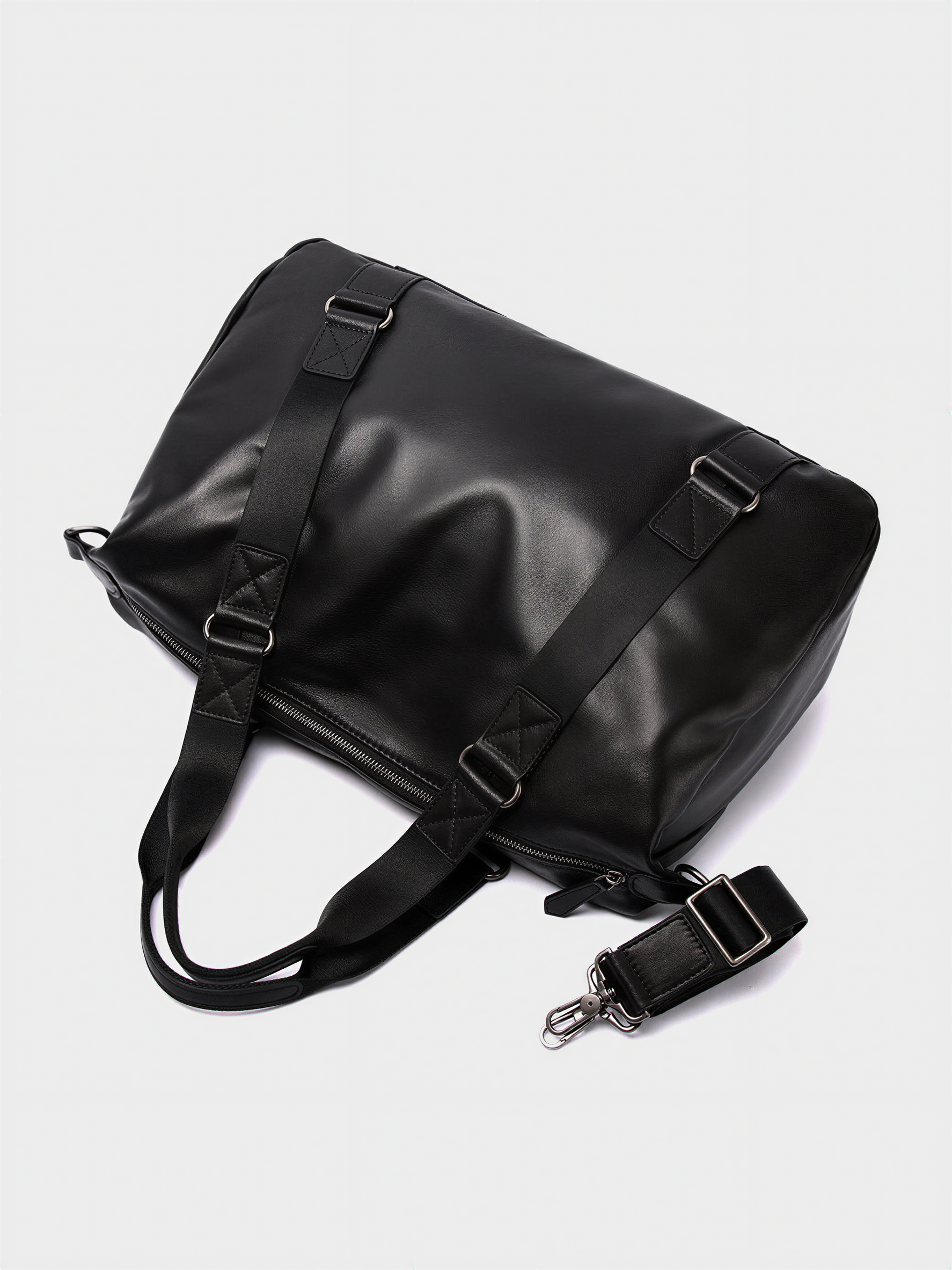 Leather Weekend Holdall D03